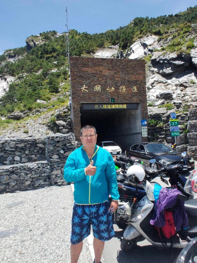 צ'ישאנג Mi Xiang Homestay מראה חיצוני תמונה